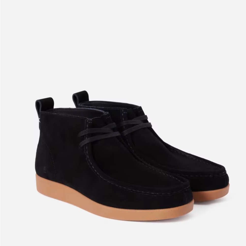 Everlane moc toe suede sneaker